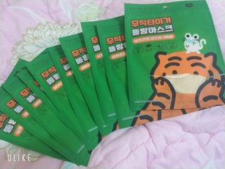 [숨그림]  덴탈마스크 짱구 우리아이 그리고 내가 쓰는 믿을수있는 케릭터 마스크  16종 — 5점을 준 리뷰어가 2021년 10월 올린 사용 사진