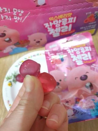 [팔도] 잔망루피젤리 믹스베리맛 42g 8개 — 5점을 준 리뷰어가 2022년 2월 올린 사용 사진