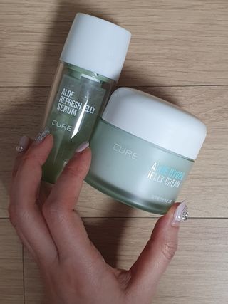 김정문알로에 큐어 큐어 알로에 리프레쉬 젤리 세럼, 큐어 알로에 하이드로 젤리 크림 — 5점을 준 리뷰어가 2021년 3월 올린 사용 사진