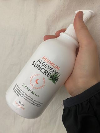 [닥터문] 프리미엄 알로에베라 선크림 500ml — 5점을 준 리뷰어가 2022년 6월 올린 사용 사진