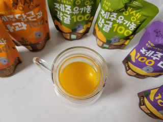 탐라원 건강 어린이 주스, 생생한 주스 3종 - 유기 감귤 주스, 당근과 사과 주스, 감귤 주스 — 5점을 준 리뷰어가 2021년 10월 올린 사용 사진