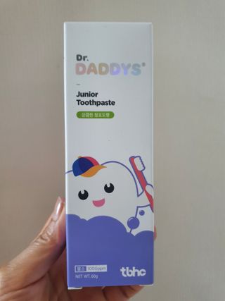 닥터데디스 안심불소 튼튼치약(청포도, 민트 중 택 1) 60g + 여행용 미니 치약 15g — 4점을 준 리뷰어가 2022년 7월 올린 사용 사진