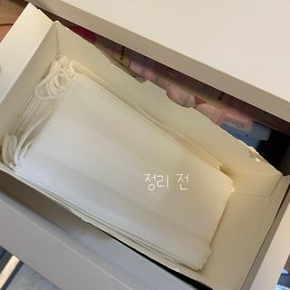 창신리빙 [프랑코 스마트 마스크·물티슈 보관함 오픈캡형] 똑똑한 정리 수납 — 5점을 준 리뷰어가 2021년 7월 올린 사용 사진