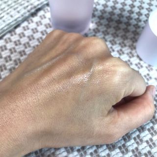 리더스코스메틱 리더스 퍼스트 샷 액티브 에센스 토닝 컨트롤 & 포어 컨트롤 — 5점을 준 리뷰어가 2021년 10월 올린 사용 사진