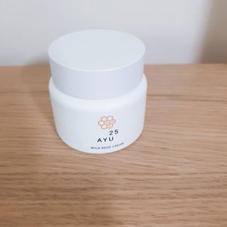 AYU25[아유트웬티파이브]다마스크로즈워터 베이스 천연 수분 촉촉 크림 — 5점을 준 리뷰어가 2021년 2월 올린 사용 사진