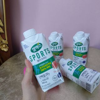 셀렉스스포츠 셀렉스 스포츠 웨이 프로틴 복숭아_ 330ml x 12팩 — 5점을 준 리뷰어가 2021년 3월 올린 사용 사진