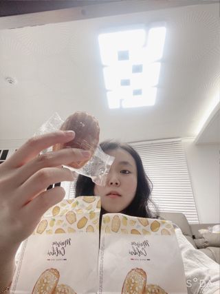 [메종콜리브리] 프랑스 마들렌 메종콜리브리 레몬 마들렌 2팩 — 4점을 준 리뷰어가 2022년 2월 올린 사용 사진