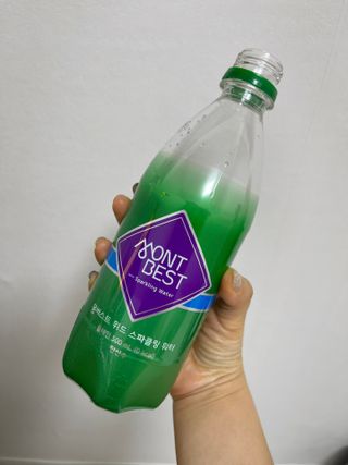 몽베스트 Montbest with Sparkling water Plain 20병 — 5점을 준 리뷰어가 2021년 11월 올린 사용 사진