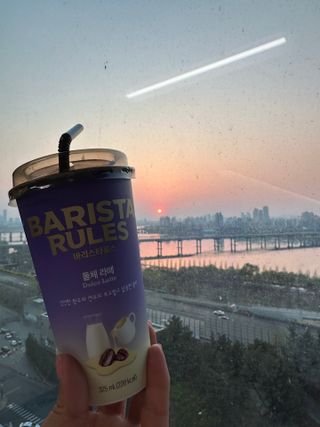 바리스타룰스 돌체 라떼 — 5점을 준 리뷰어가 2023년 4월 올린 사용 사진