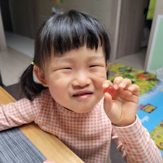 [팔도] 잔망루피젤리 믹스베리맛 42g 8개 — 5점을 준 리뷰어가 2022년 2월 올린 사용 사진
