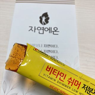 자연에온 경남제약 비타민 쉬머 저분자콜라겐 20g x 30포 — 5점을 준 리뷰어가 2021년 12월 올린 사용 사진
