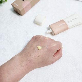 [후르디아] 끈적임 없는 착한성분 비건  핸드크림 3종 — 5점을 준 리뷰어가 2022년 12월 올린 사용 사진