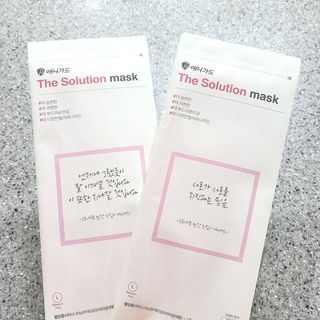 [이지아 마스크] 애니가드 더솔루션마스크 KF80 대형 컬러 4종 — 5점을 준 리뷰어가 2021년 6월 올린 사용 사진