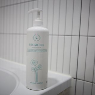 [닥터문] 센텔라 시카케어 화이트머스크 바디워시 1000ml — 5점을 준 리뷰어가 2023년 7월 올린 사용 사진