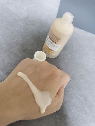 산수시 데포 세럼 수분 물광 비타민 에센스 50ml 기초화장품 — 5점을 준 리뷰어가 2021년 7월 올린 사용 사진