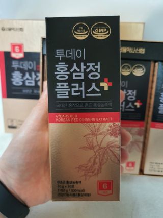 서울약사신협_투데이홍삼정플러스스틱_10g x 30포 — 5점을 준 리뷰어가 2021년 6월 올린 사용 사진