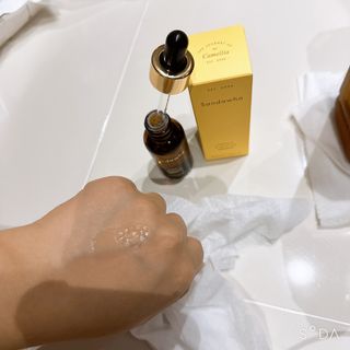 스킨큐어 산다화 비타민c 화이트닝 에센스 30ml — 4점을 준 리뷰어가 2023년 7월 올린 사용 사진