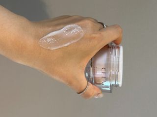 프리마인 바르기만 하면 철벽 스킨케어+24시간 마스크팩 효과. 셀라브 리제너레이팅 시스템 부스터+크림 세트 — 5점을 준 리뷰어가 2023년 6월 올린 사용 사진