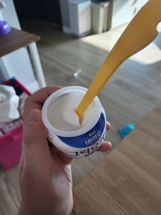 매일바이오 그릭요거트 오리지널 플레인 4개, 로스터리 커피믹스 4개 — 5점을 준 리뷰어가 2021년 12월 올린 사용 사진