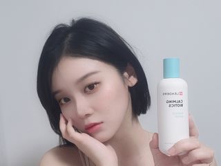 리더스코스메틱 리더스 카밍 바이오틱스 에센스 워터 — 5점을 준 리뷰어가 2022년 5월 올린 사용 사진