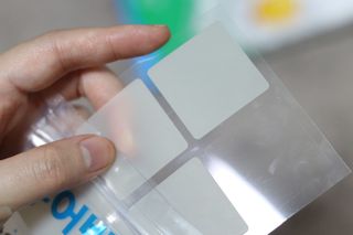 [큐어반H 커팅] 간편하게 떼서 쓰는 자외선차단 습윤밴드 (1팩/30매입) — 4.5점을 준 리뷰어가 2022년 11월 올린 사용 사진