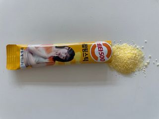 광동생활건강 비타500 팝핑스틱 — 5점을 준 리뷰어가 2023년 8월 올린 사용 사진
