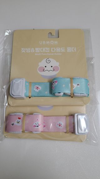 유비맘 젖병 빨대컵 다용도 홀더 1+1 _ 컬러 랜덤 발송 — 5점을 준 리뷰어가 2021년 1월 올린 사용 사진