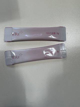 방방곳곳 청수체 콜라겐 — 5점을 준 리뷰어가 2022년 3월 올린 사용 사진