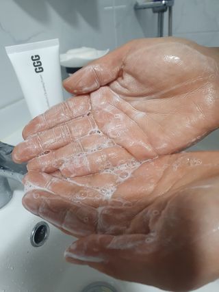 지지지 클린 퍼펙트 클렌징폼 120g — 4점을 준 리뷰어가 2022년 3월 올린 사용 사진