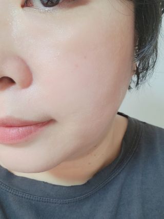 체르엠 스템앤셀 비타민 브라이트닝 에센스 30ml 1개 — 5점을 준 리뷰어가 2022년 1월 올린 사용 사진