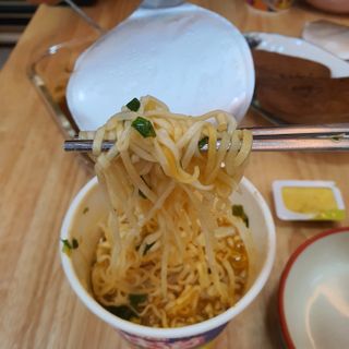 NISSIN 닛신 컵누들  4종 - 씨푸드오리지날, 씨푸드 스파이시, 씨푸드 커리, 씨푸드 XO소스 — 5점을 준 리뷰어가 2021년 11월 올린 사용 사진