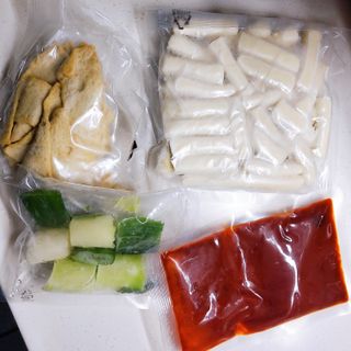 응큼떡볶이 — 4점을 준 리뷰어가 2021년 3월 올린 사용 사진