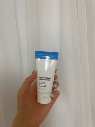 더마포레스트 모이스처라이징 아쿠아크림 / 수분크림 히알루론산 펩타이드 보습 미백 주름개선 — 3.5점을 준 리뷰어가 2021년 6월 올린 사용 사진