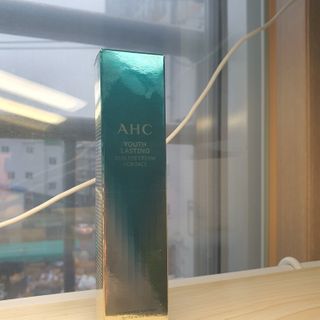 [NEW 탄력유턴 아이크림] AHC 유스 래스팅 리얼 아이크림 포 페이스 — 5점을 준 리뷰어가 2021년 3월 올린 사용 사진