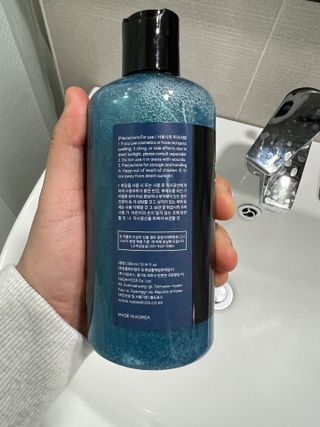 (주)나담코스 [나담코스] 기분좋은 향기 , 퍼퓸 바디워시 — 5점을 준 리뷰어가 2023년 3월 올린 사용 사진