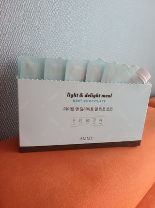 아므_이너뷰티 라이트 앤 딜라이트 밀 민트 초코 — 5점을 준 리뷰어가 2021년 8월 올린 사용 사진