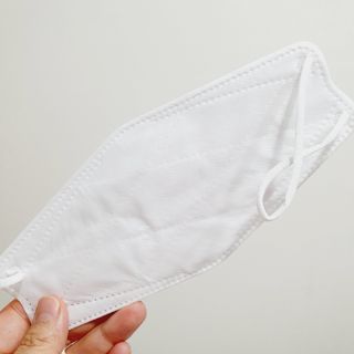 케이파이 나날마스크 [케이파이 나날] KF94 마스크 50매입 (개별포장) ,  여름에도 좋은 숨쉬기 편한 순수 국산 마스크 — 5점을 준 리뷰어가 2022년 7월 올린 사용 사진