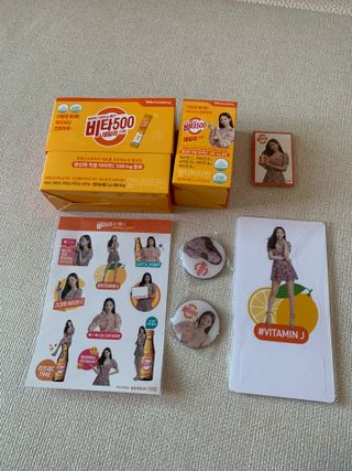 [광동제약] 비타500데일리스틱70포&굿즈3종 — 3점을 준 리뷰어가 2021년 10월 올린 사용 사진