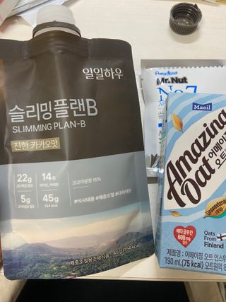 일일하우 슬리밍 플랜B 고소한 귀리맛, 진한 카카오맛 (체중조절식) — 5점을 준 리뷰어가 2023년 8월 올린 사용 사진