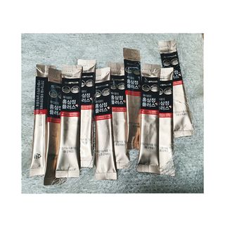 서울약사신협_투데이홍삼정플러스스틱_10g x 30포 — 4.5점을 준 리뷰어가 2021년 2월 올린 사용 사진