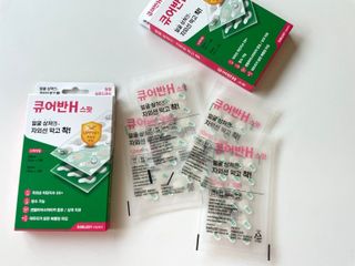 [큐어반H 스팟] 자외선 99프로 차단되는 스틱타입 스팟밴드(1팩 / 66매입) — 4.5점을 준 리뷰어가 2022년 12월 올린 사용 사진