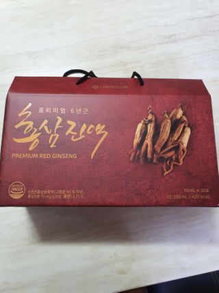 서울약사신협_프리미엄 6년근 홍삼진액_70mlx30포 — 5점을 준 리뷰어가 2021년 3월 올린 사용 사진