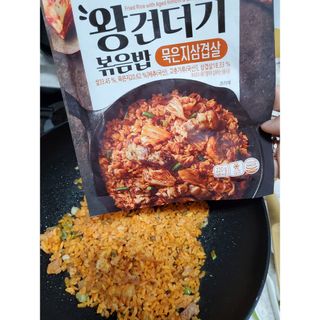 한성기업 무볼레 왕건더기 볶음밥 묵은지삼겹살 — 5점을 준 리뷰어가 2021년 10월 올린 사용 사진