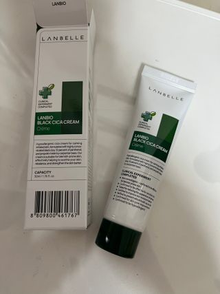 랑벨 랑바이오 블랙 시카 크림 50ml(블랙비 프로폴리스, 시카 4종, 판테놀 10 함유) — 5점을 준 리뷰어가 2022년 7월 올린 사용 사진