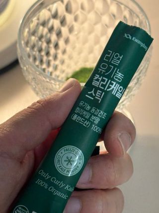 광동생활건강 프리 미션 [광동] 리얼 유기농 컬리케일 스틱 (2 g * 30포) — 5점을 준 리뷰어가 2025년 7월 올린 사용 사진