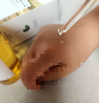 [스킨1004] 마다가스카르 센텔라 앰플 100ml — 5점을 준 리뷰어가 2024년 5월 올린 사용 사진