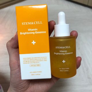 체르엠 스템앤셀 비타민 브라이트닝 에센스 30ml 1개 — 5점을 준 리뷰어가 2021년 9월 올린 사용 사진