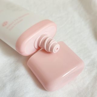 [후르디아] 모공블러 비건 선 프라이머 — 5점을 준 리뷰어가 2022년 5월 올린 사용 사진