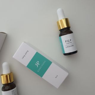 랑팡 EGF+FGF 10ppm 리포좀 앰플 원액 10ml — 5점을 준 리뷰어가 2021년 11월 올린 사용 사진