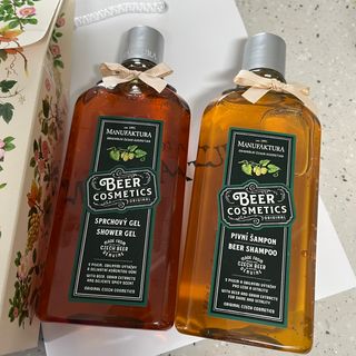 체코 비건화장품 마뉴팍투라 향좋은 천연 맥주샴푸 맥주샤워젤 — 5점을 준 리뷰어가 2022년 5월 올린 사용 사진